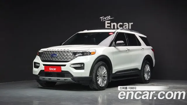 Ford Explorer 2020 — photo 1