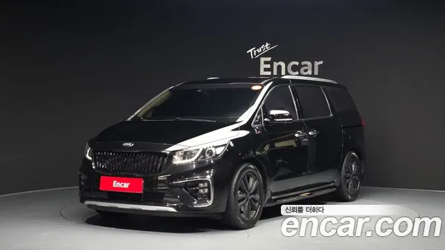 Kia Canival 2016 — photo 1