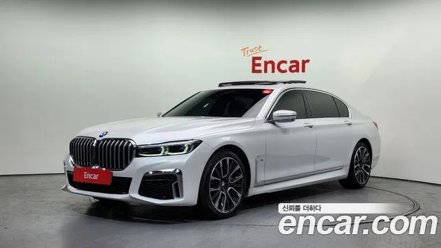 BMW 7-Series 2021 — photo 1