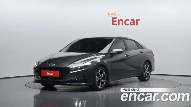 Hyundai AVANTE 2023 — photo 1
