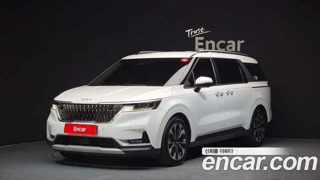 Kia Canival 2022 — photo 1
