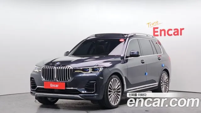 BMW X7 2022 — photo 1