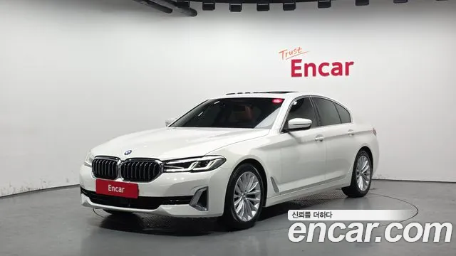 BMW 5-Series 2021 — photo 1