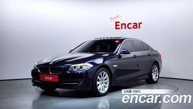 BMW 5-Series 2012 — photo 1