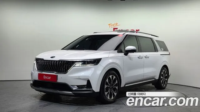Kia Canival 2021 — photo 1