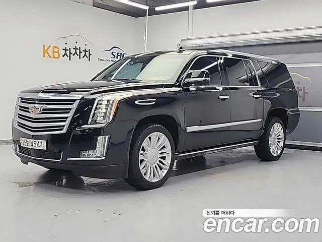 Cadillac Escalade 2017 — photo 1