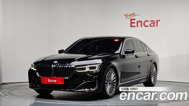 BMW 7-Series 2021 — photo 1