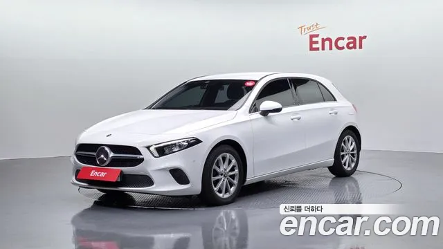 Mercedes-Benz A-Class 2019 — photo 1