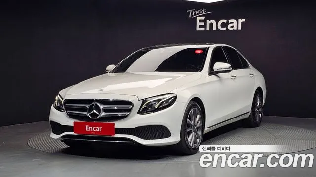 Mercedes-Benz E-Class 2019 — photo 1