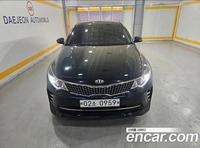 Kia K5 2016 — photo 1