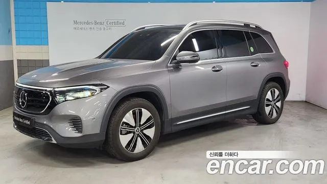 Mercedes-Benz EQB 2024 — photo 1