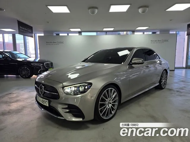 Mercedes-Benz E-Class 2021 — photo 1