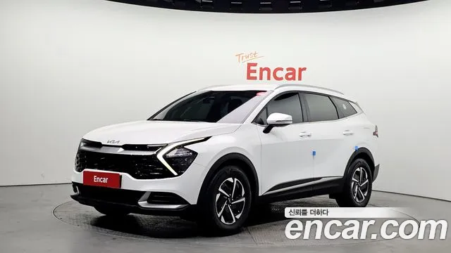 Kia Sportage 2023 — photo 1