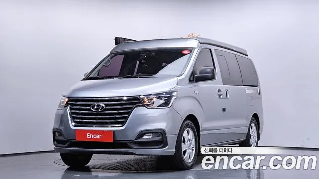 Hyundai Starex 2018 — photo 1