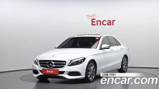 Mercedes-Benz C-Class 2017 — photo 1