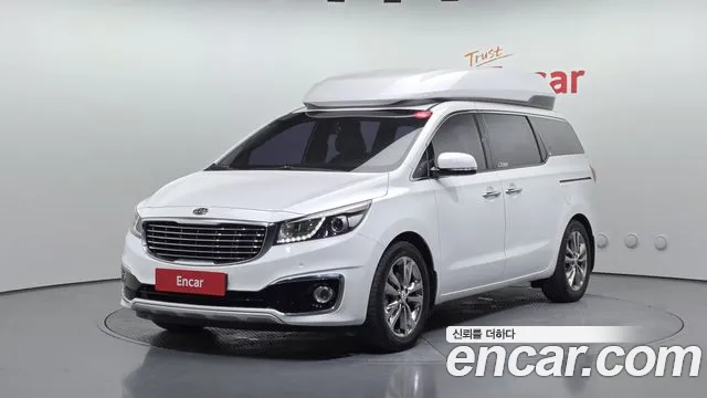 Kia Canival 2017 — photo 1