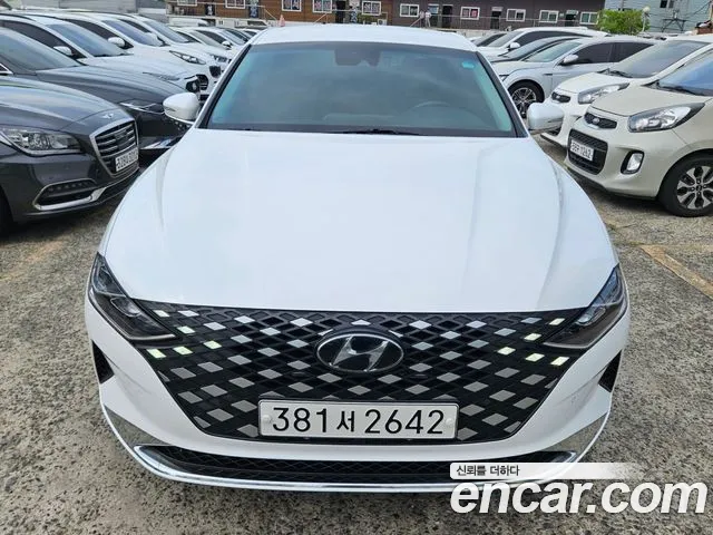 Hyundai Grandeur 2023 — photo 1