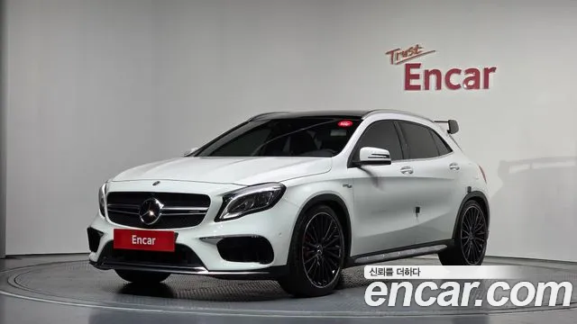 Mercedes-Benz GLA-Class 2019 — photo 1