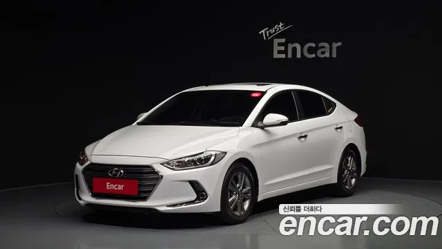 Hyundai AVANTE 2016 — photo 1