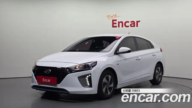 Hyundai Ioniq 2019 — photo 1