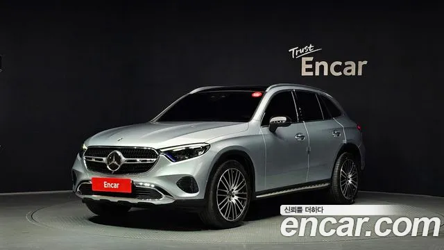 Mercedes-Benz GLC-Class 2023 — photo 1