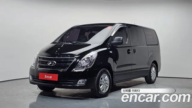 Hyundai Starex 2018 — photo 1