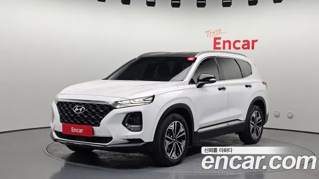 Hyundai Santafe 2019 — photo 1