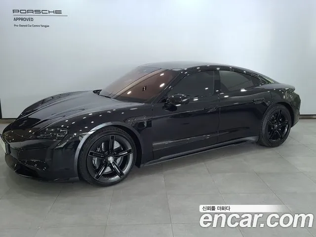 Porsche Taycan 2025 — photo 1