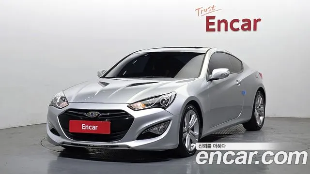 Hyundai Genesis 2010 — photo 1