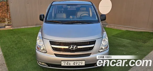 Hyundai Starex 2014 — photo 1