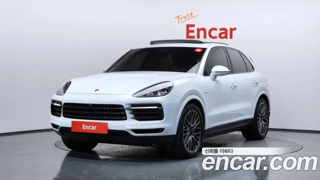 Porsche Cayenne 2020 — photo 1