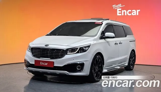 Kia Canival 2016 — photo 1