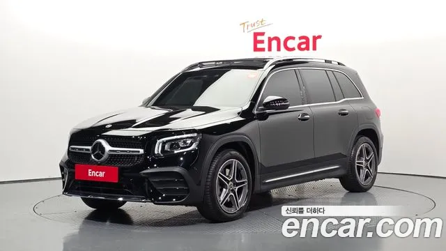 Mercedes-Benz GLB-Class 2023 — photo 1