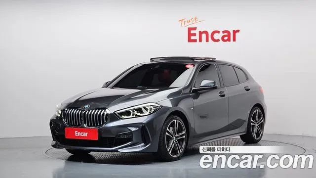 BMW 1-Series 2021 — photo 1