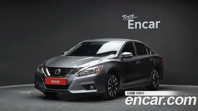 Nissan Altima 2018 — photo 1