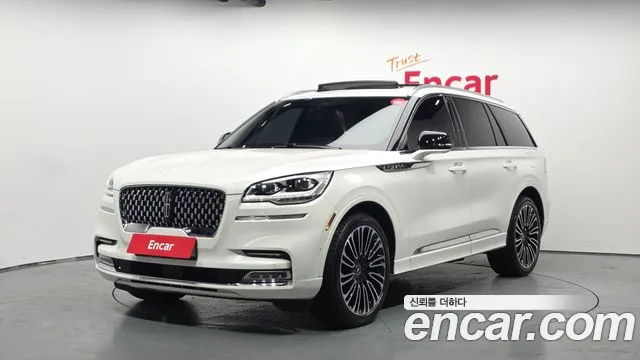 Lincoln Aviator 2023 — photo 1