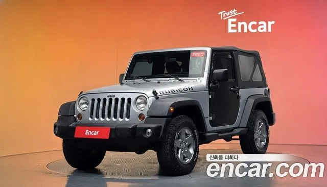 Jeep Wrangler 2011 — photo 1