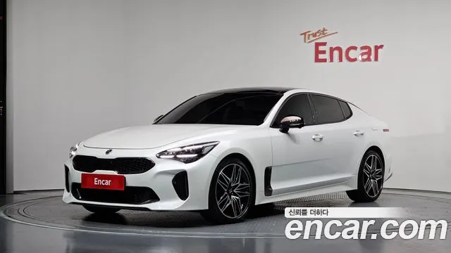 Kia Stinger 2021 — photo 1