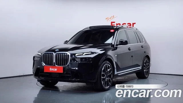 BMW X7 2025 — photo 1