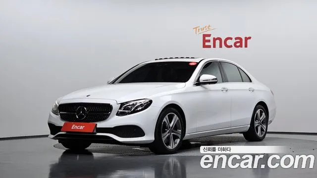 Mercedes-Benz E-Class 2017 — photo 1