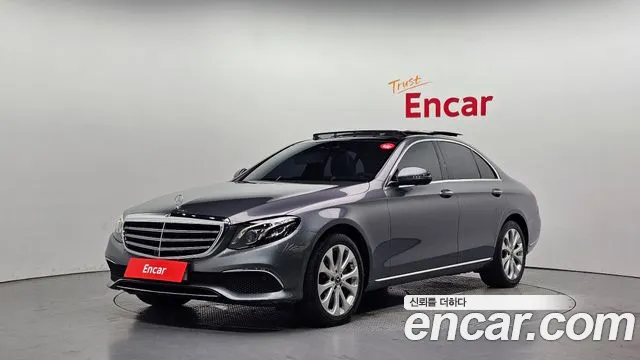Mercedes-Benz E-Class 2019 — photo 1