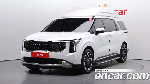 Kia Canival 2025 — photo 1