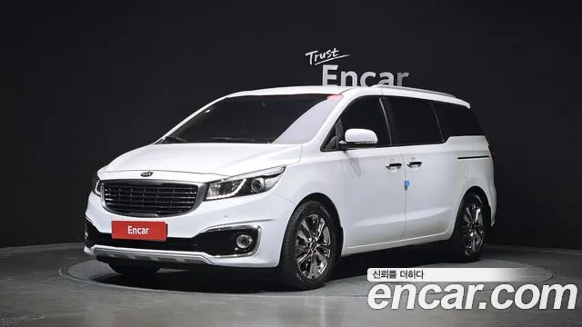 Kia Canival 2015 — photo 1