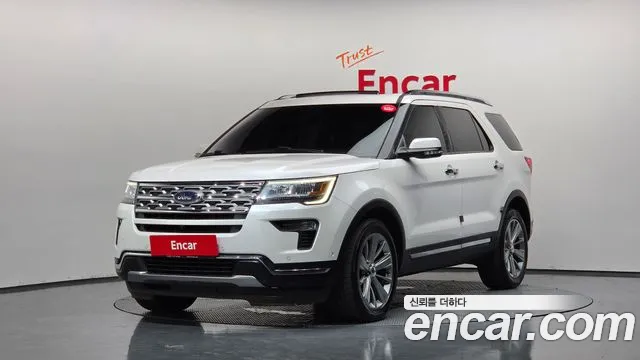 Ford Explorer 2018 — photo 1