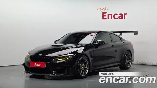 BMW M4 2018 — photo 1