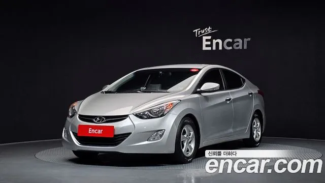 Hyundai AVANTE 2012 — photo 1