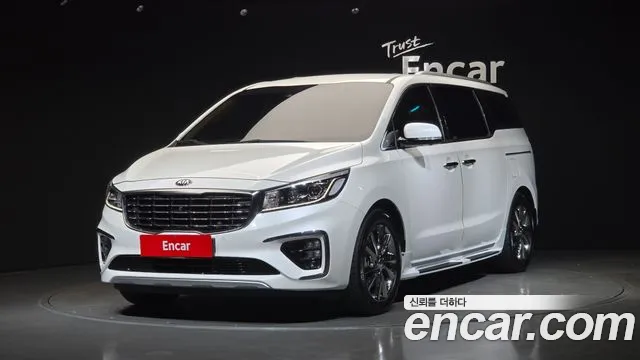 Kia Canival 2019 — photo 1