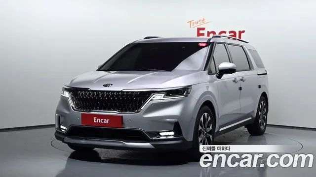 Kia Canival 2021 — photo 1