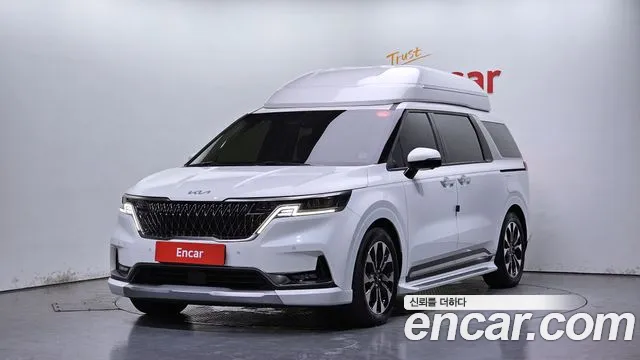 Kia Canival 2022 — photo 1