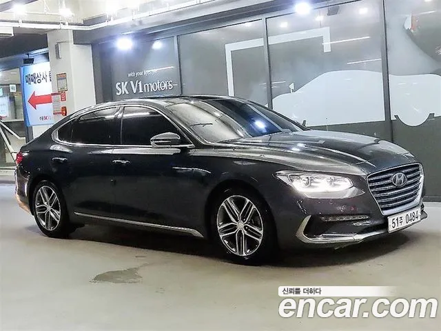 Hyundai Grandeur 2017 — photo 1